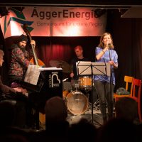 SARA DECKER & FRIENDS Bild 3